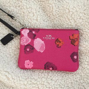 BNWT Coach Pink Magenta Poppy Floral Wristlet